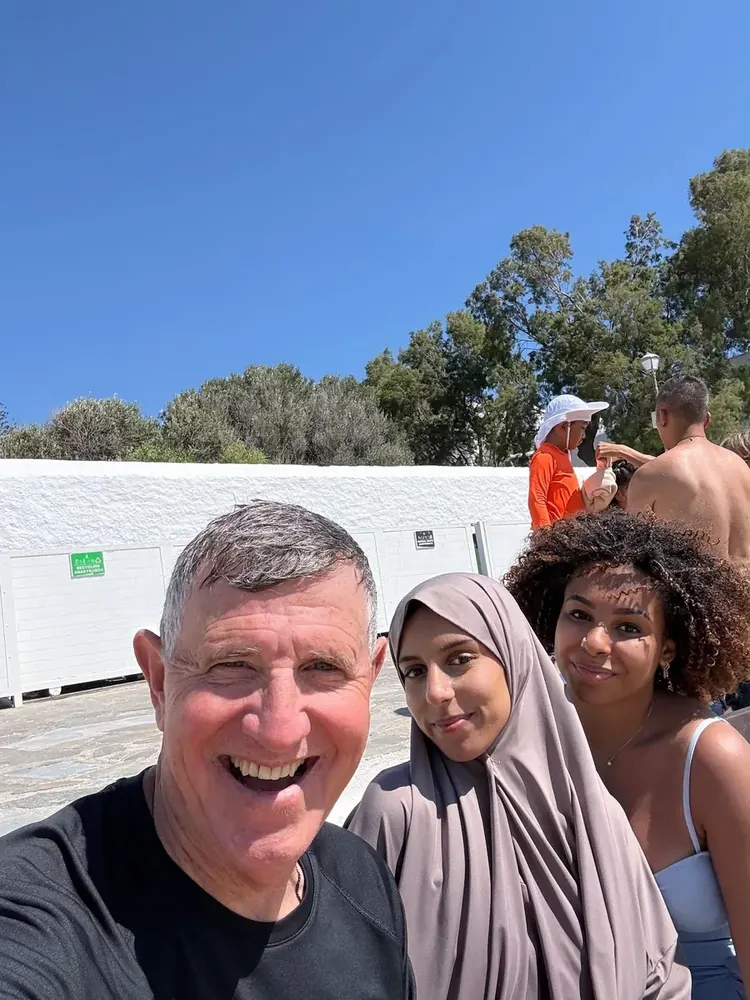 Magic with new friends in Santorini