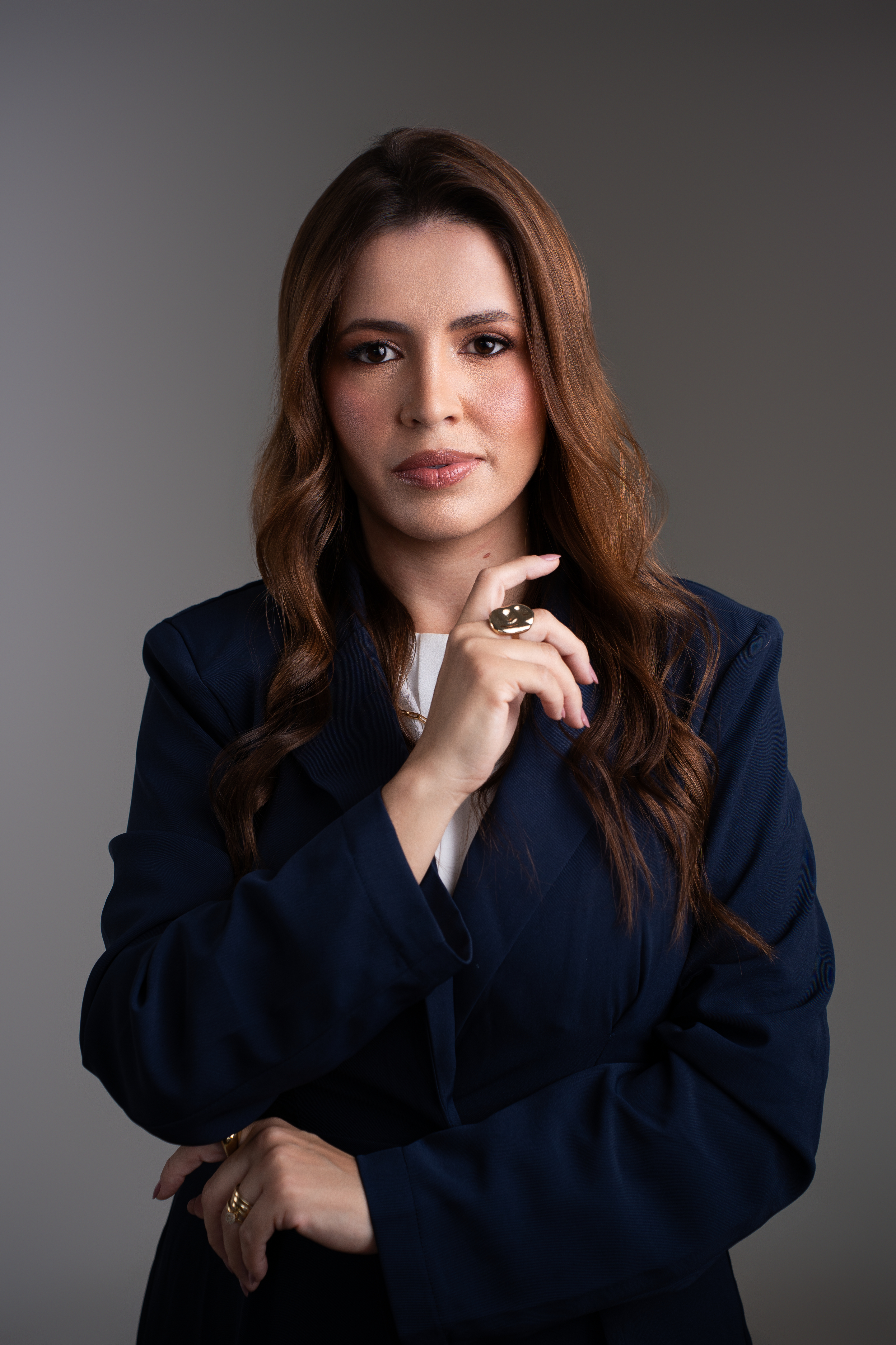Dra. Izabella Lemos - Advogada Trabalhista e Previdenciária