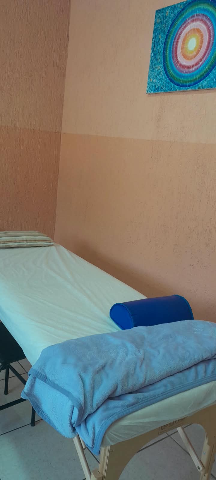 Foto da maca preparada para a experiência de massagem